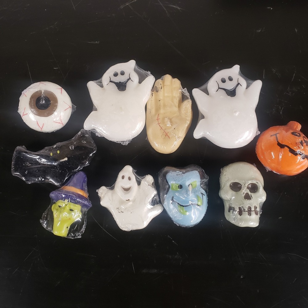 Vintage Ganz Halloween Floating Candles Set of 10 New Old Stock Ghost Skull Bat